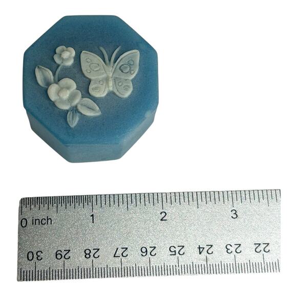 Vintage Incolay Stone Trinket Box Octagon Lid Butterfly Floral White Relief - Picture 5 of 7